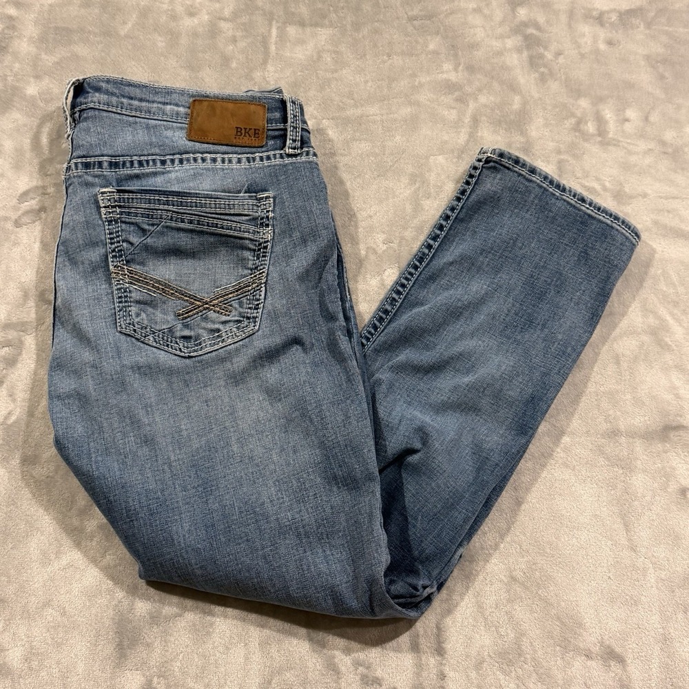 BKE Buckle Mason Jeans Men's Size 36X30 Blue Taper Stretch Medium Wash Denim